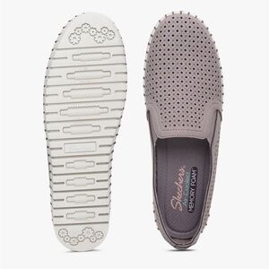 Sketchers Air-Cooled Memory Foam Athletic Sneaker